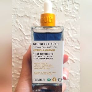 Truly Blueberry full size body oil vegan collagen 3.1 fl oz
